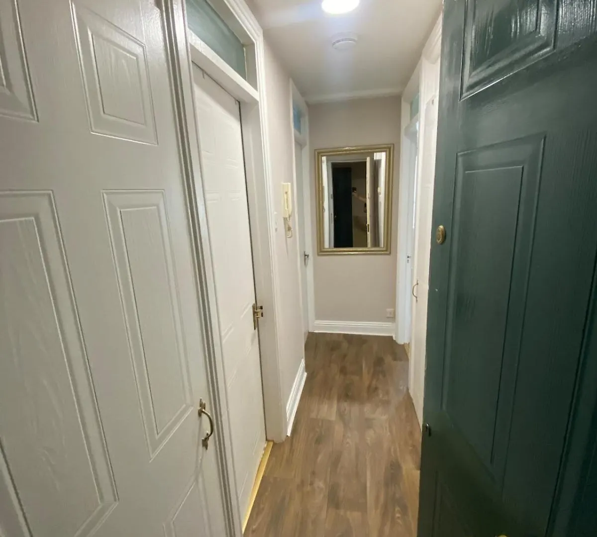 Comfy City Centre Apartment دبلن 0*,
